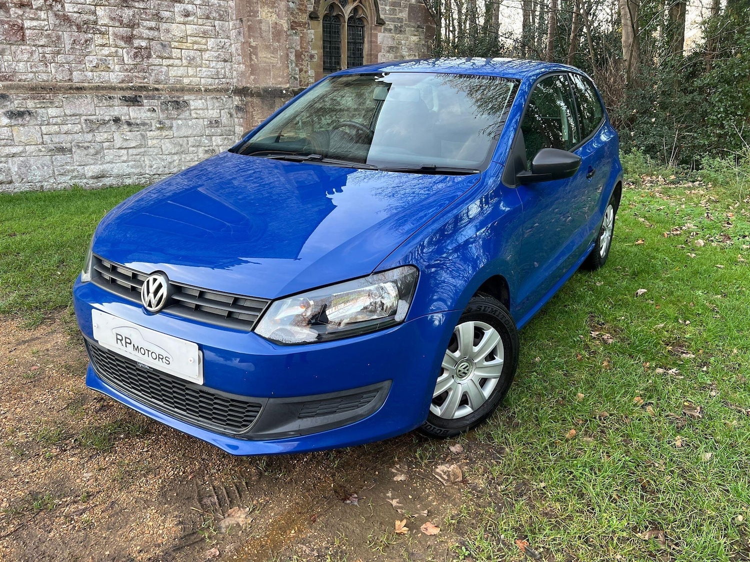 Used Volkswagen Polo 2012 for sale - 76942544: Photo 2
