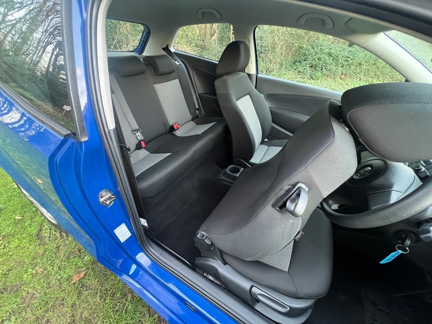 Used Volkswagen Polo 2012 for sale - 76942544: Photo 20