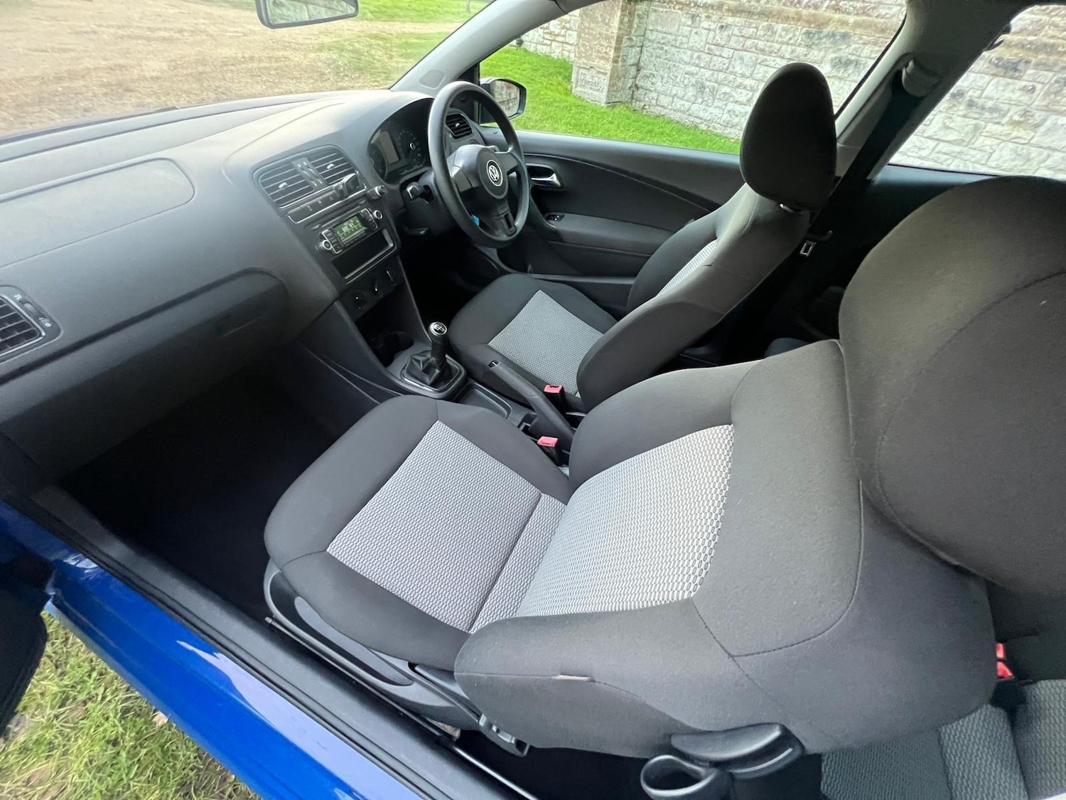 Used Volkswagen Polo 2012 for sale - 76942544: Photo 24