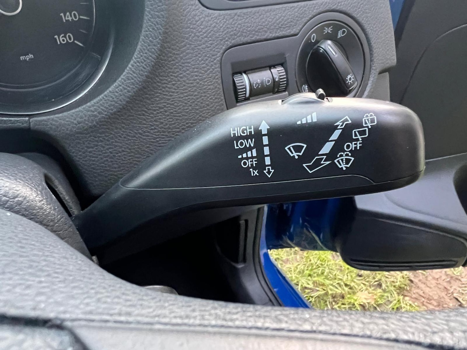 Used Volkswagen Polo 2012 for sale - 76942544: Photo 28