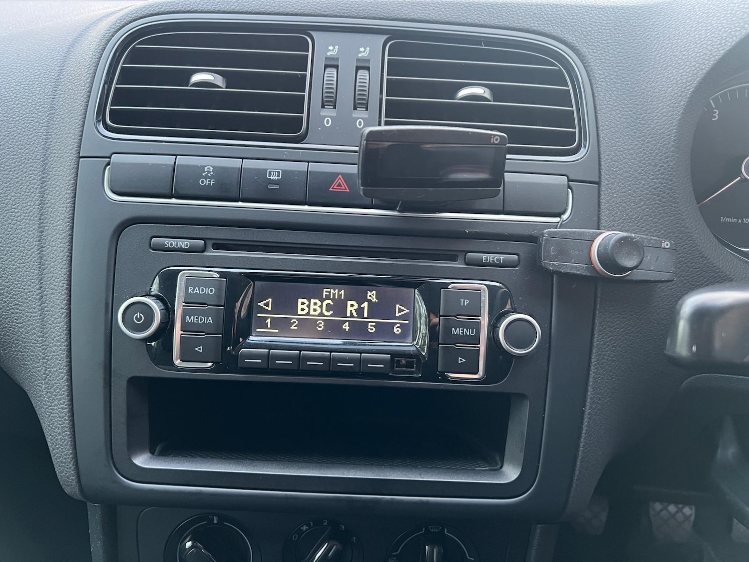 Used Volkswagen Polo 2012 for sale - 76942544: Photo 30