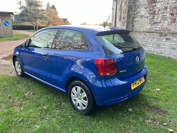 Used Volkswagen Polo 2012 for sale - 76942544: Photo