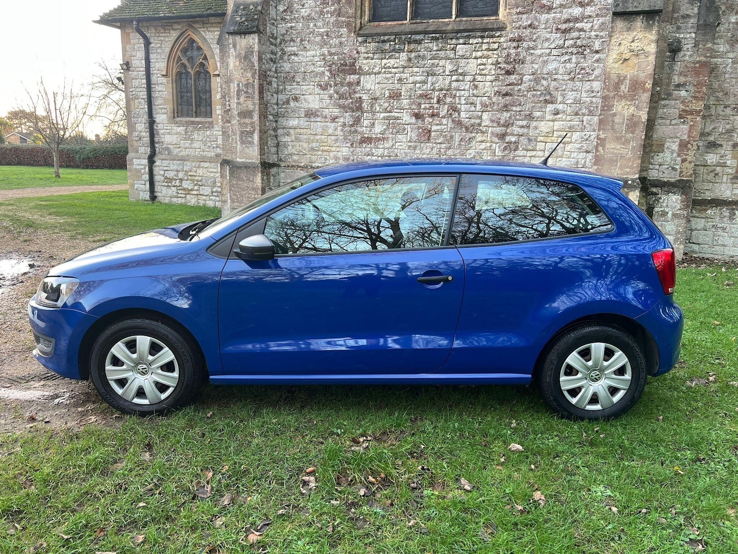 Used Volkswagen Polo 2012 for sale - 76942544: Photo 6