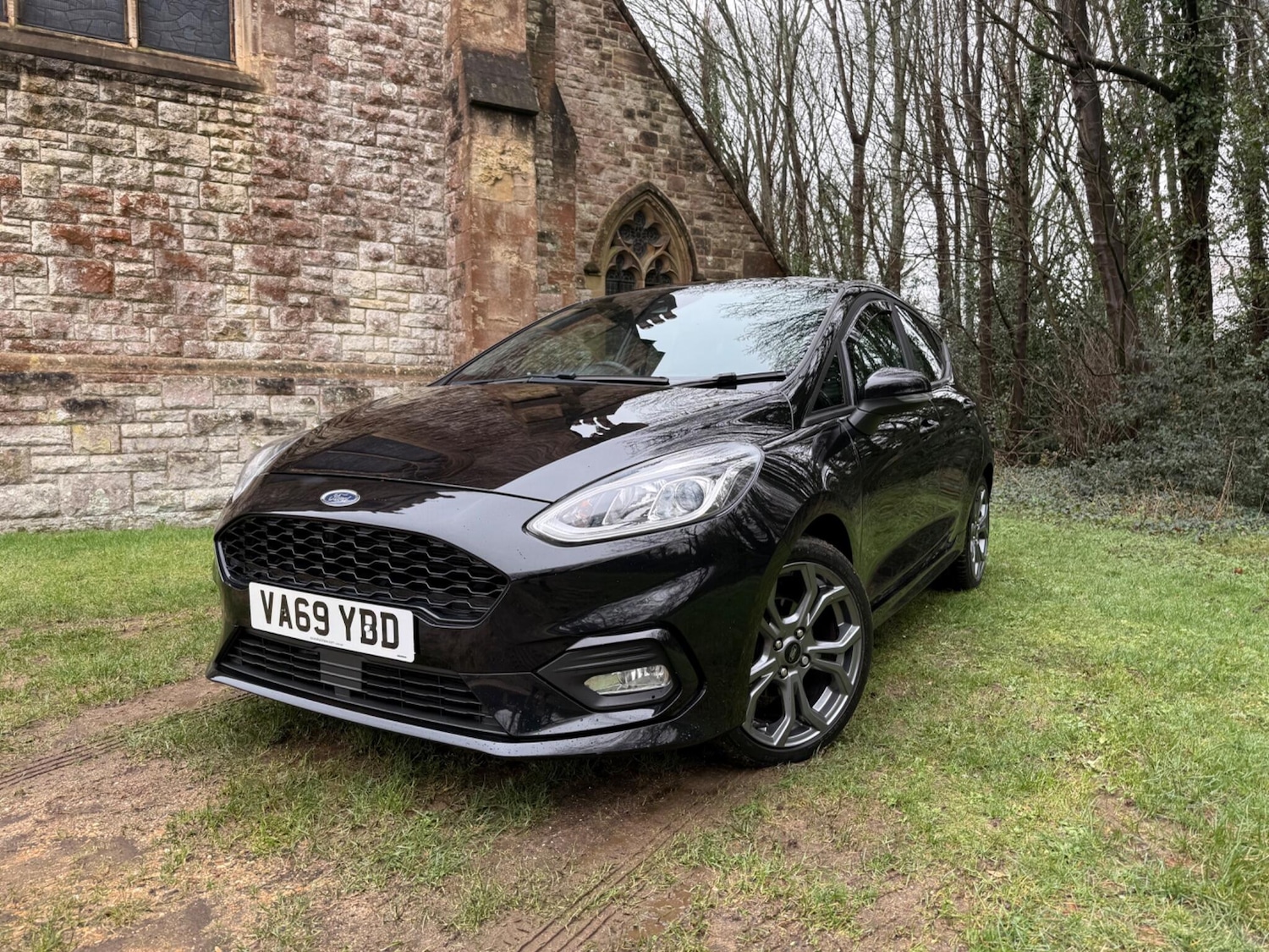 Used Ford Fiesta 2020 for sale - 77613079: Photo 2