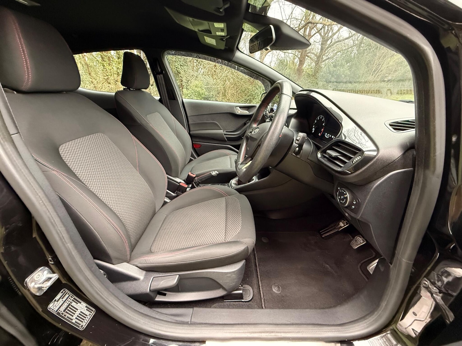 Used Ford Fiesta 2020 for sale - 77613079: Photo 20