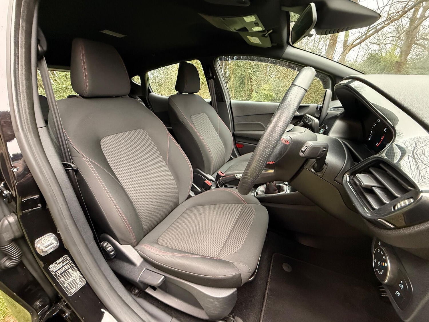 Used Ford Fiesta 2020 for sale - 77613079: Photo 21