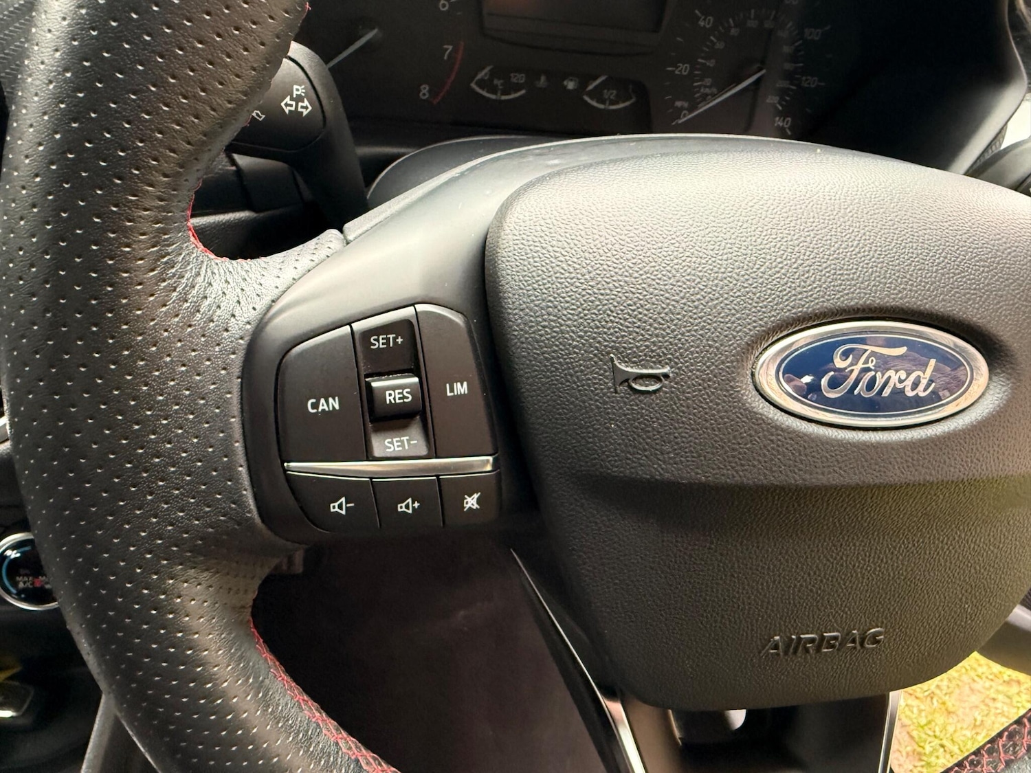 Used Ford Fiesta 2020 for sale - 77613079: Photo 33