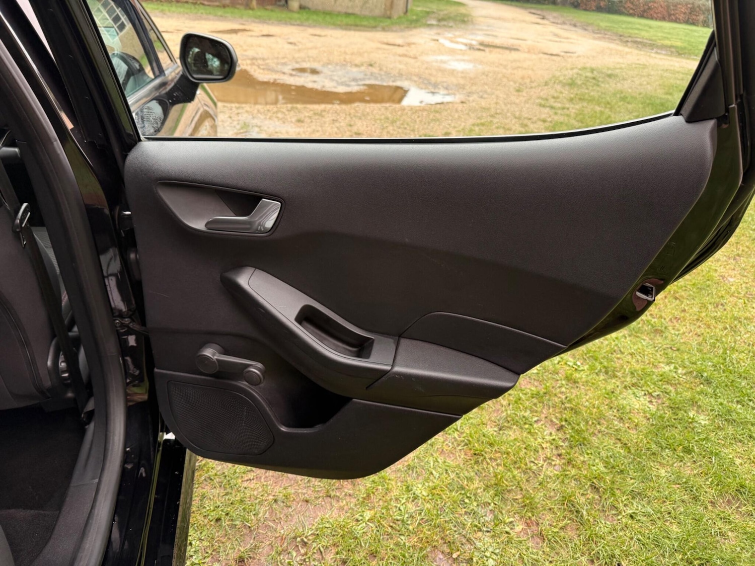 Used Ford Fiesta 2020 for sale - 77613079: Photo 51