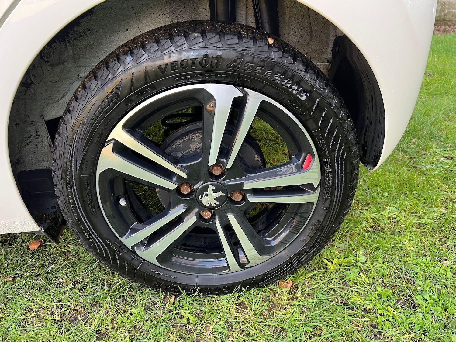 Used Peugeot 108 2017 for sale - 77155863: Photo 12