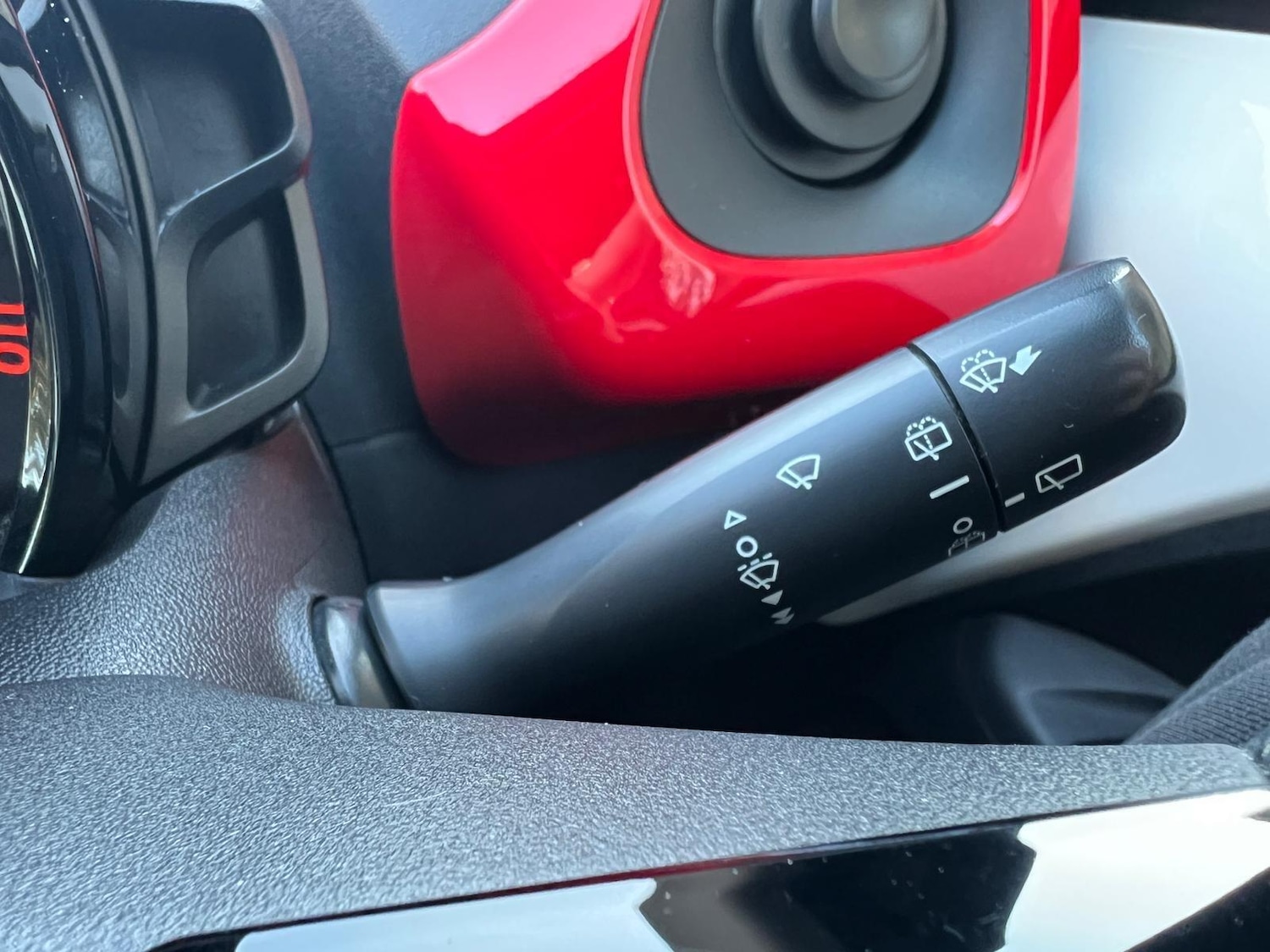 Used Peugeot 108 2017 for sale - 77155863: Photo 36