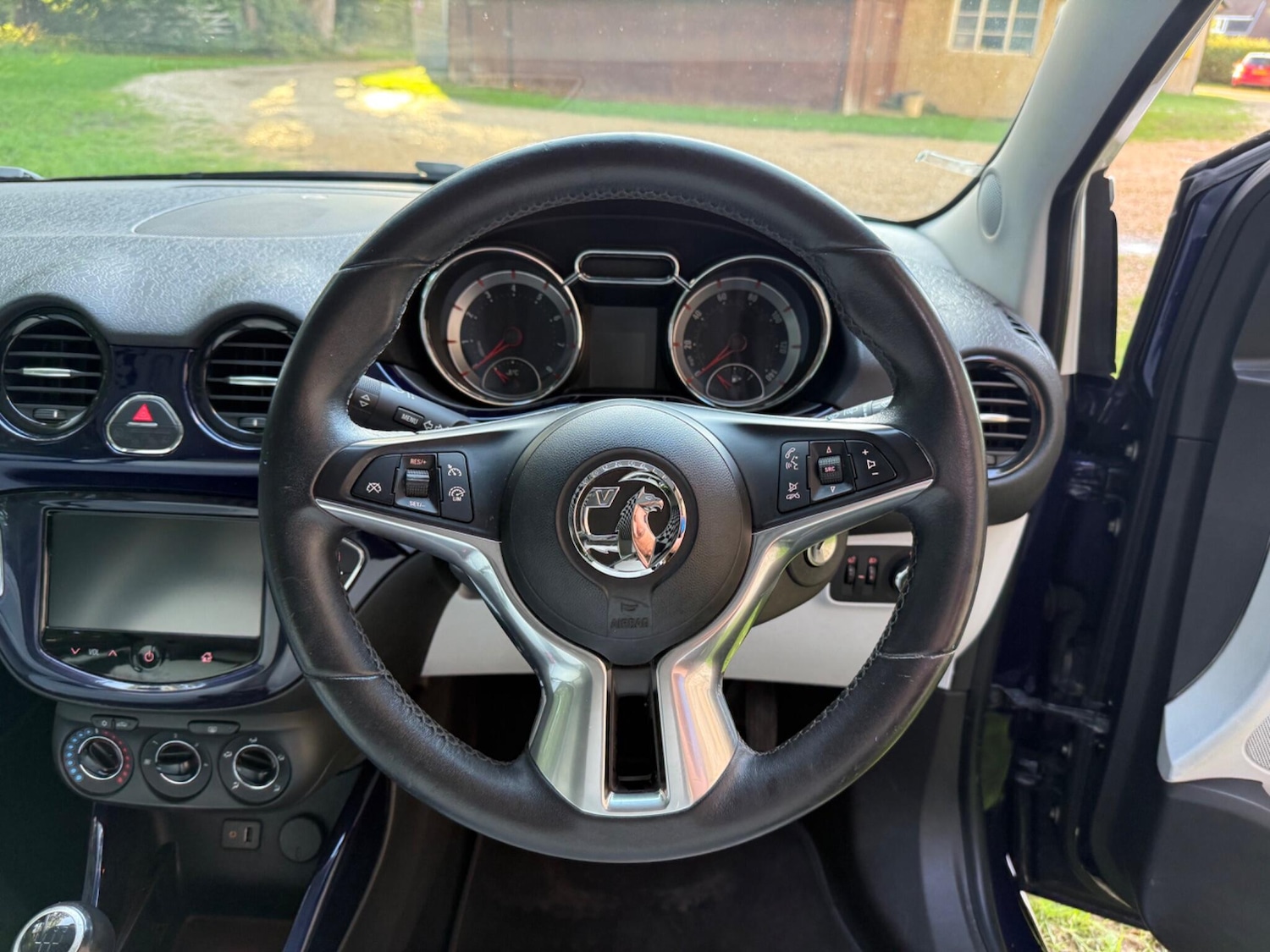 Vehicle 29