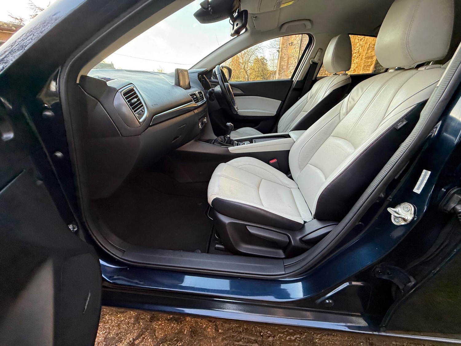 Used Mazda Mazda3 2017 for sale - 76913221: Photo 22