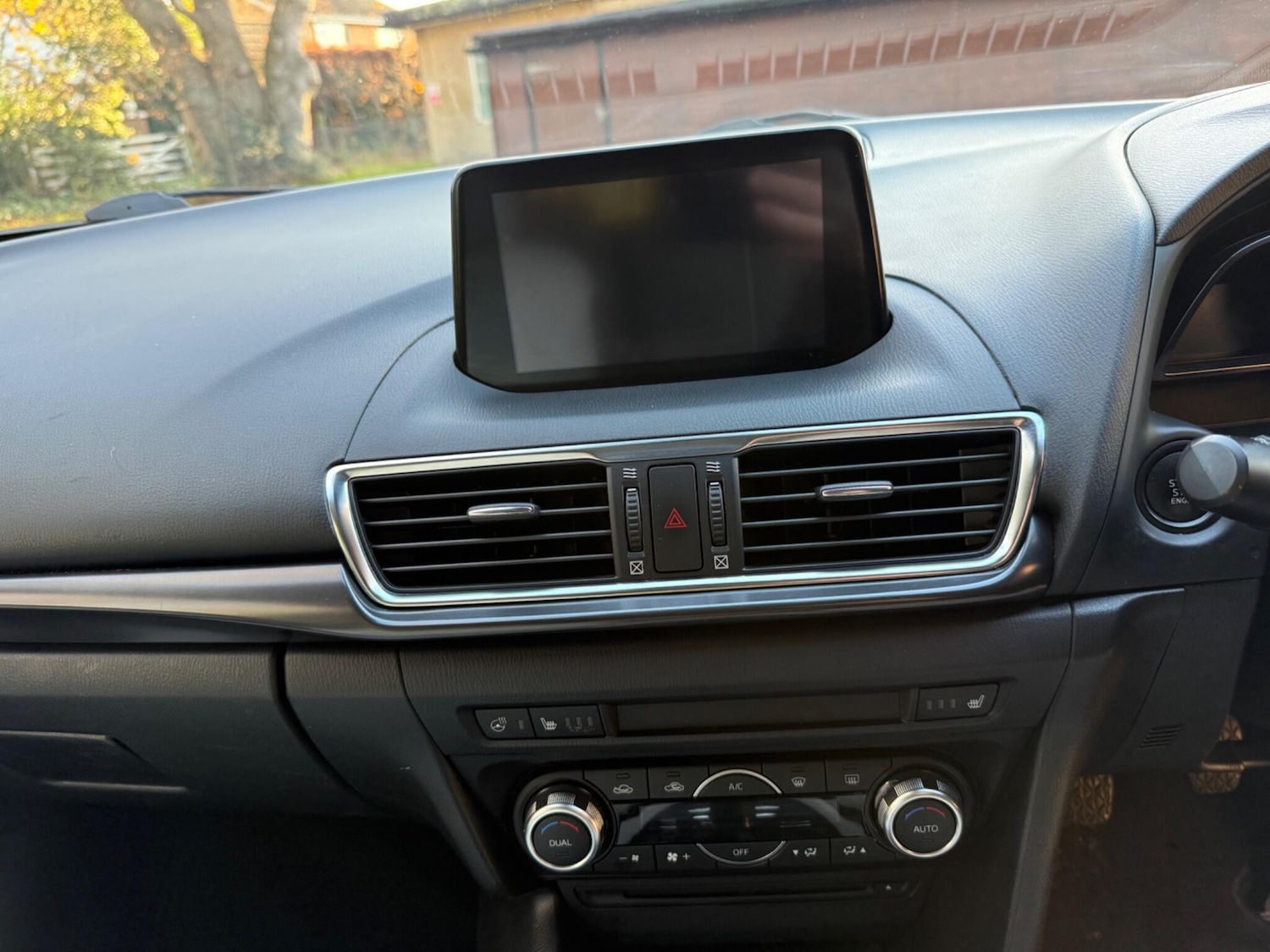 Used Mazda Mazda3 2017 for sale - 76913221: Photo 38