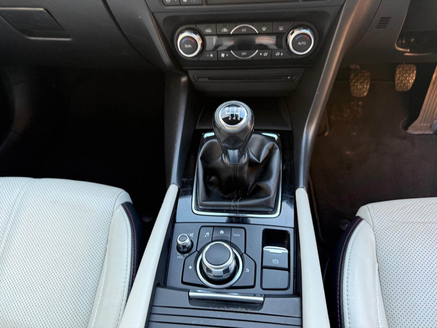 Used Mazda Mazda3 2017 for sale - 76913221: Photo 39