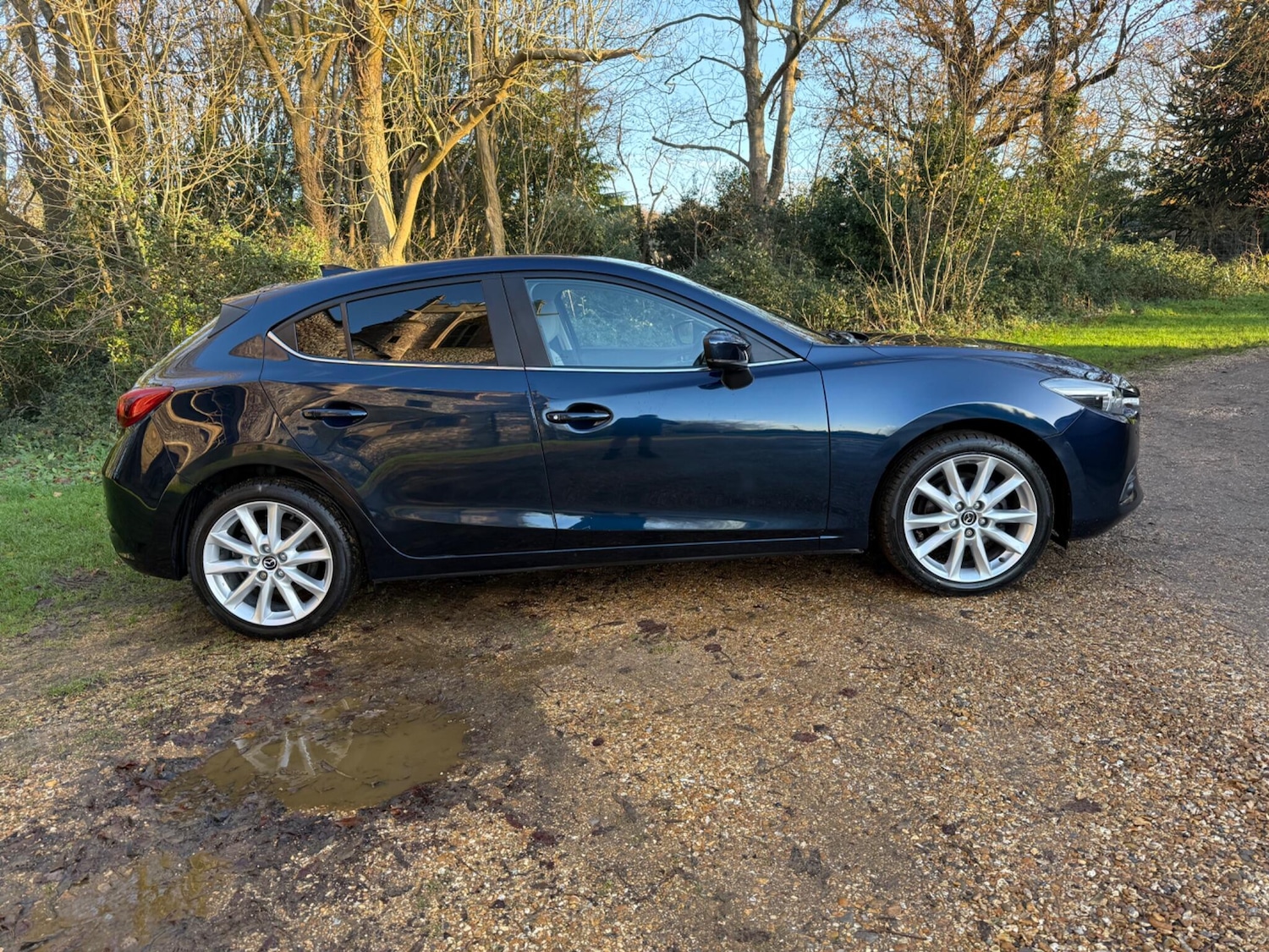 Used Mazda Mazda3 2017 for sale - 76913221: Photo 6