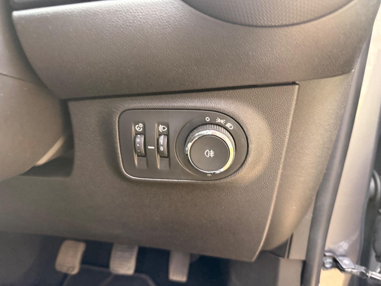 Used Vauxhall ADAM 2017 for sale - 78184383: Photo 39