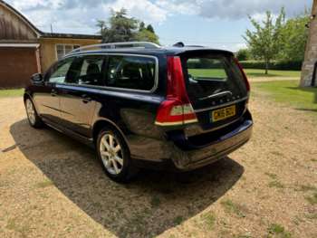 Used Volvo V70 2016 for sale - 74969430: Photo