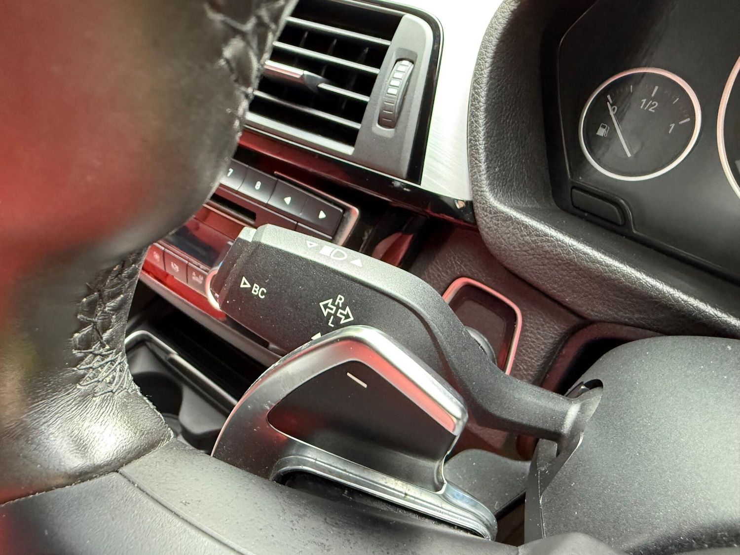 Used BMW 3 Series 2017 for sale - 76456597: Photo 25