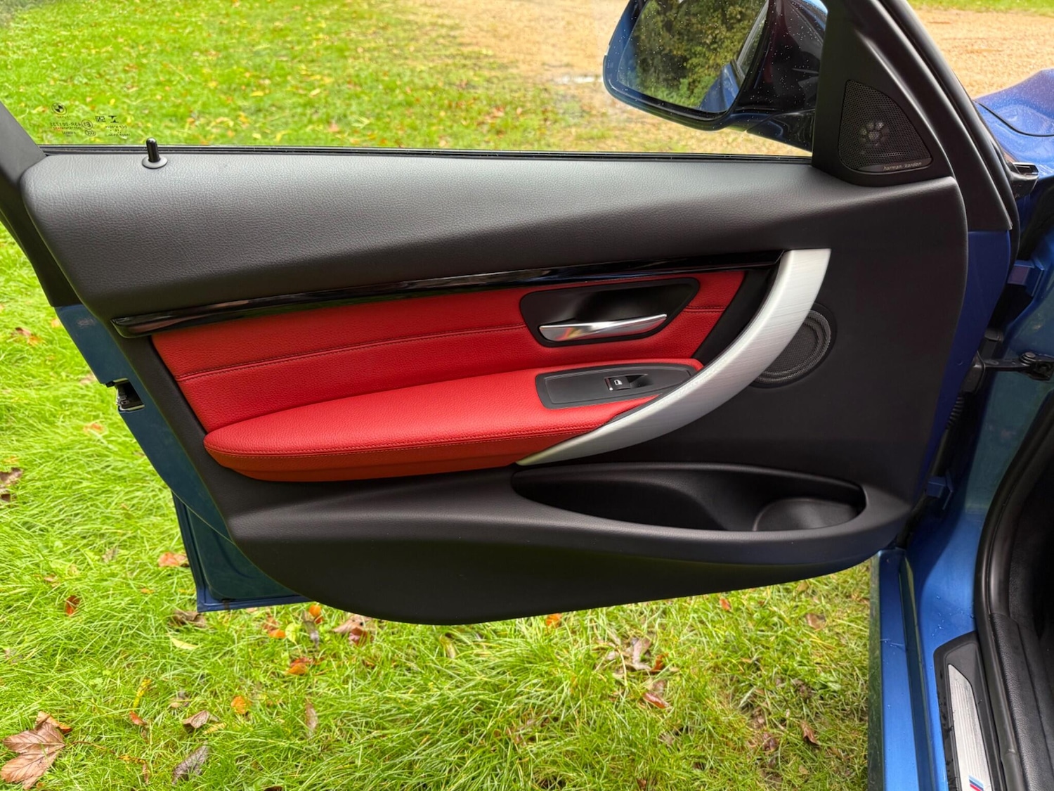 Used BMW 3 Series 2017 for sale - 76456597: Photo 31