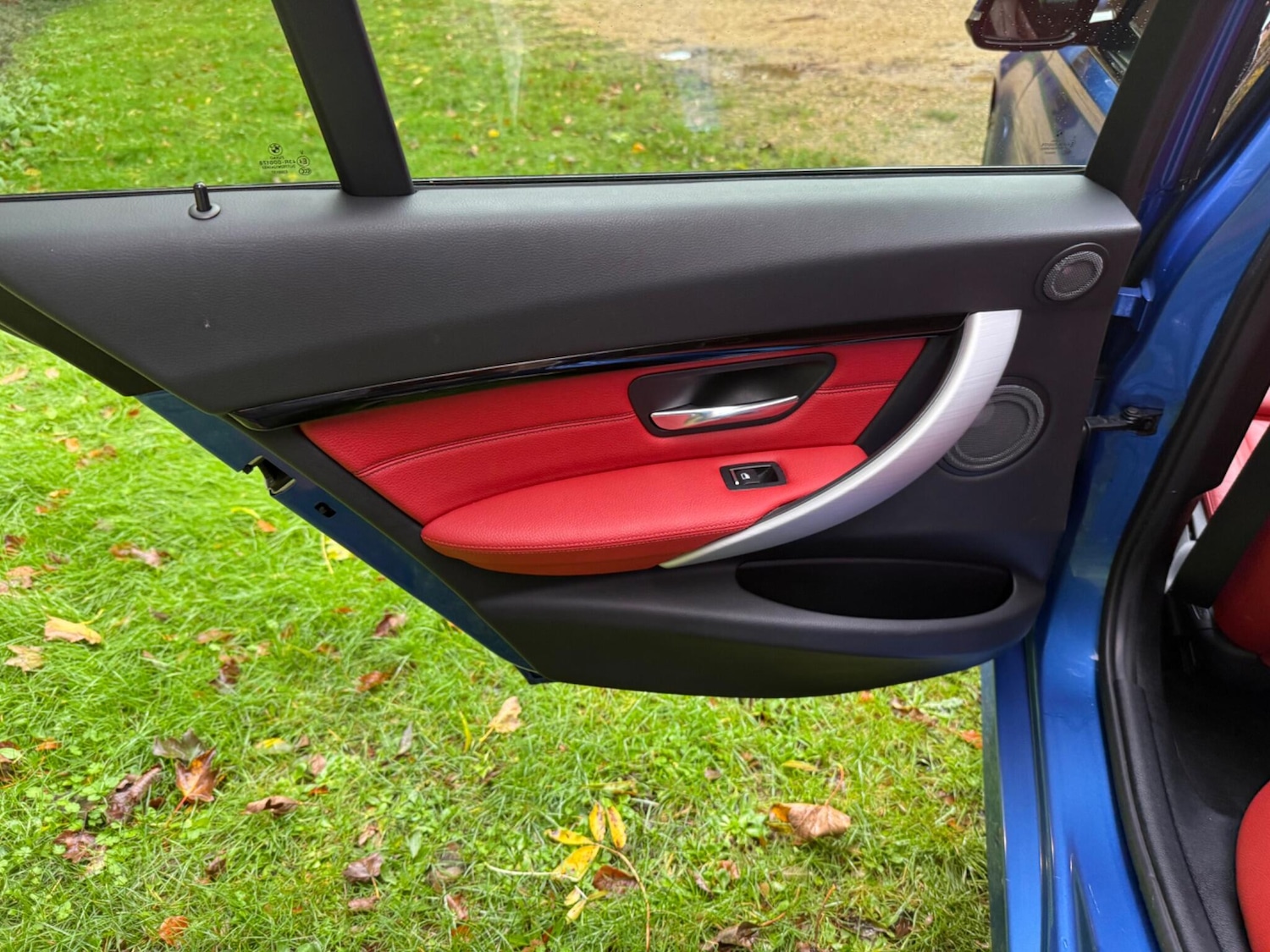 Used BMW 3 Series 2017 for sale - 76456597: Photo 32