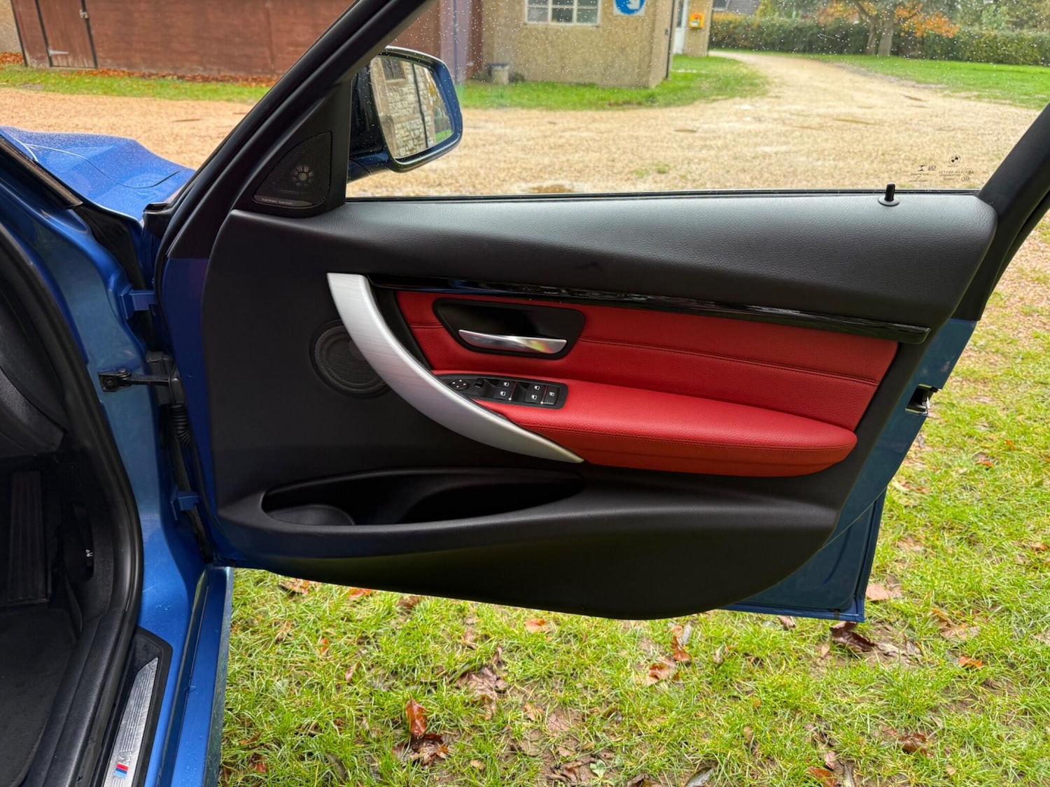 Used BMW 3 Series 2017 for sale - 76456597: Photo 34