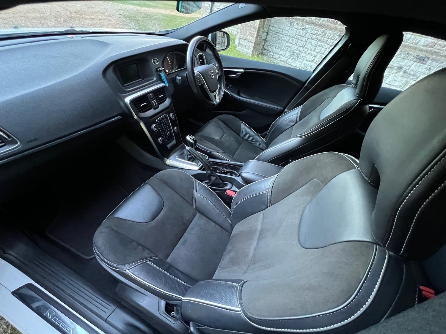 Used Volvo V40 2018 for sale - 76989187: Photo 27