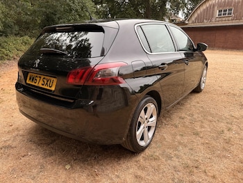 Used Peugeot 308 2018 for sale - 79565103: Photo