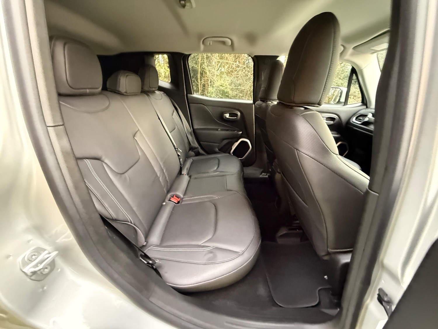 Used Jeep Renegade 2015 for sale - 77625045: Photo 31