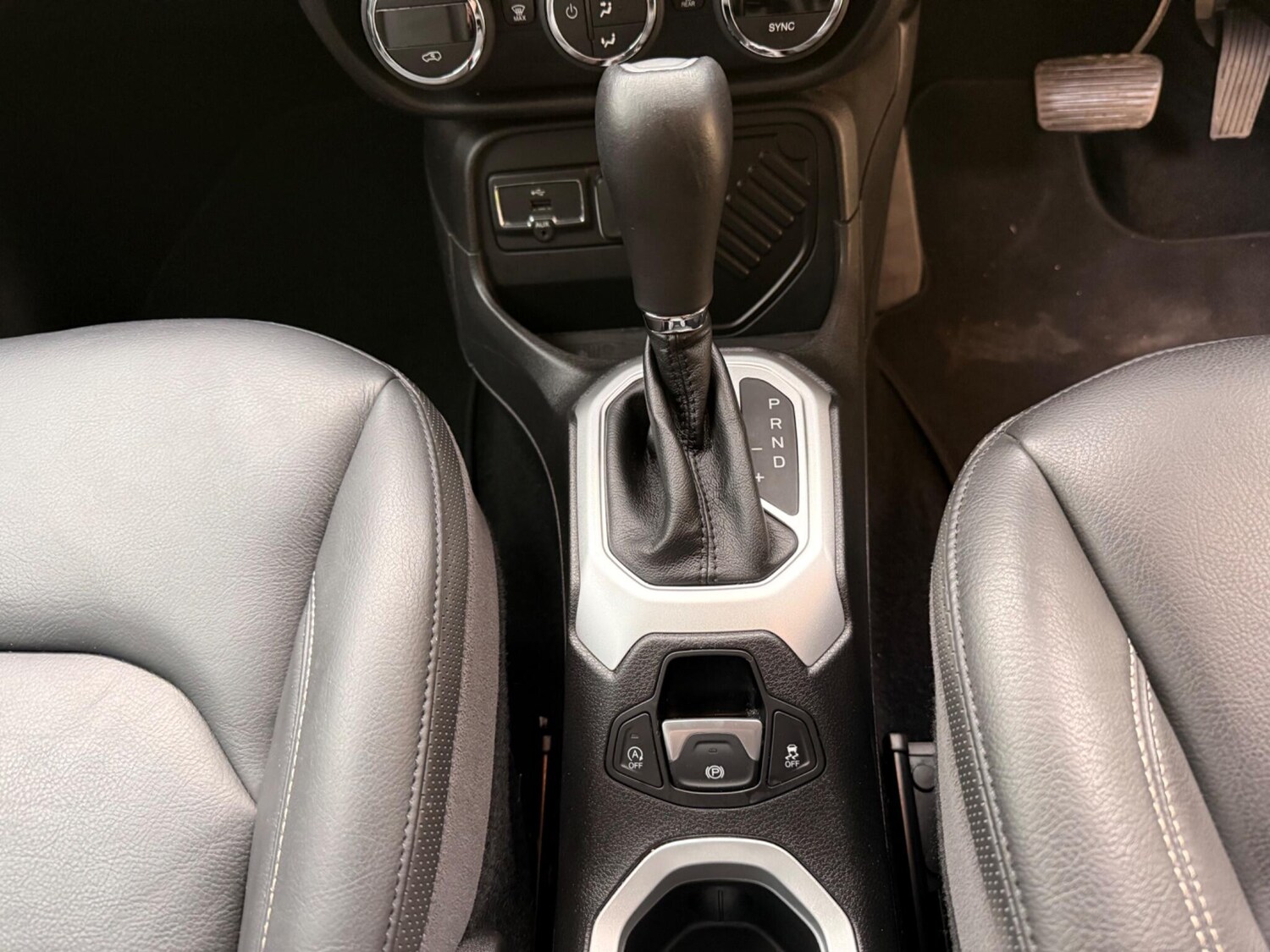 Used Jeep Renegade 2015 for sale - 77625045: Photo 43