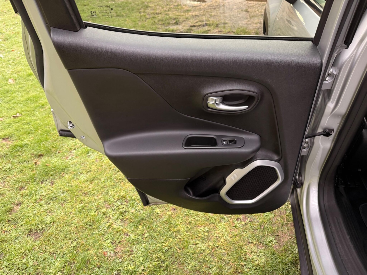 Used Jeep Renegade 2015 for sale - 77625045: Photo 57