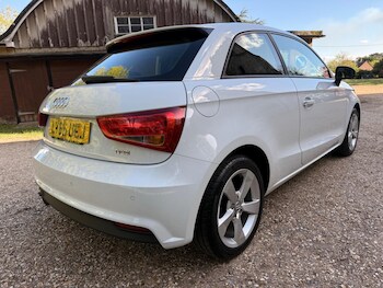 Used Audi A1 2017 for sale - 78301797: Photo