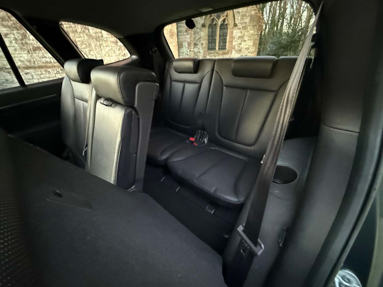 Used Hyundai Santa Fe 2012 for sale - 77202541: Photo 28