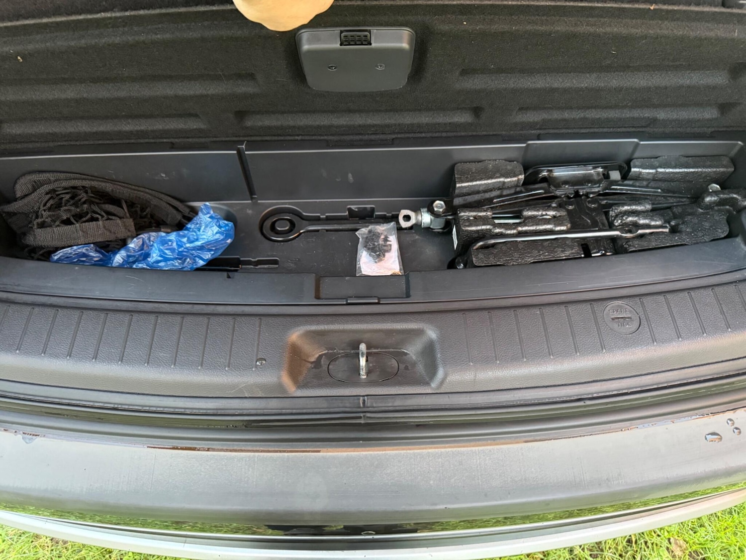 Used Hyundai Santa Fe 2012 for sale - 77202541: Photo 34