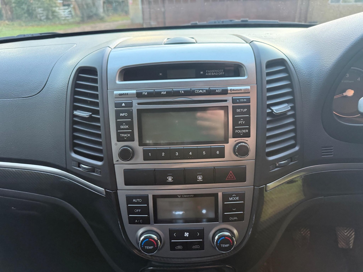 Used Hyundai Santa Fe 2012 for sale - 77202541: Photo 39