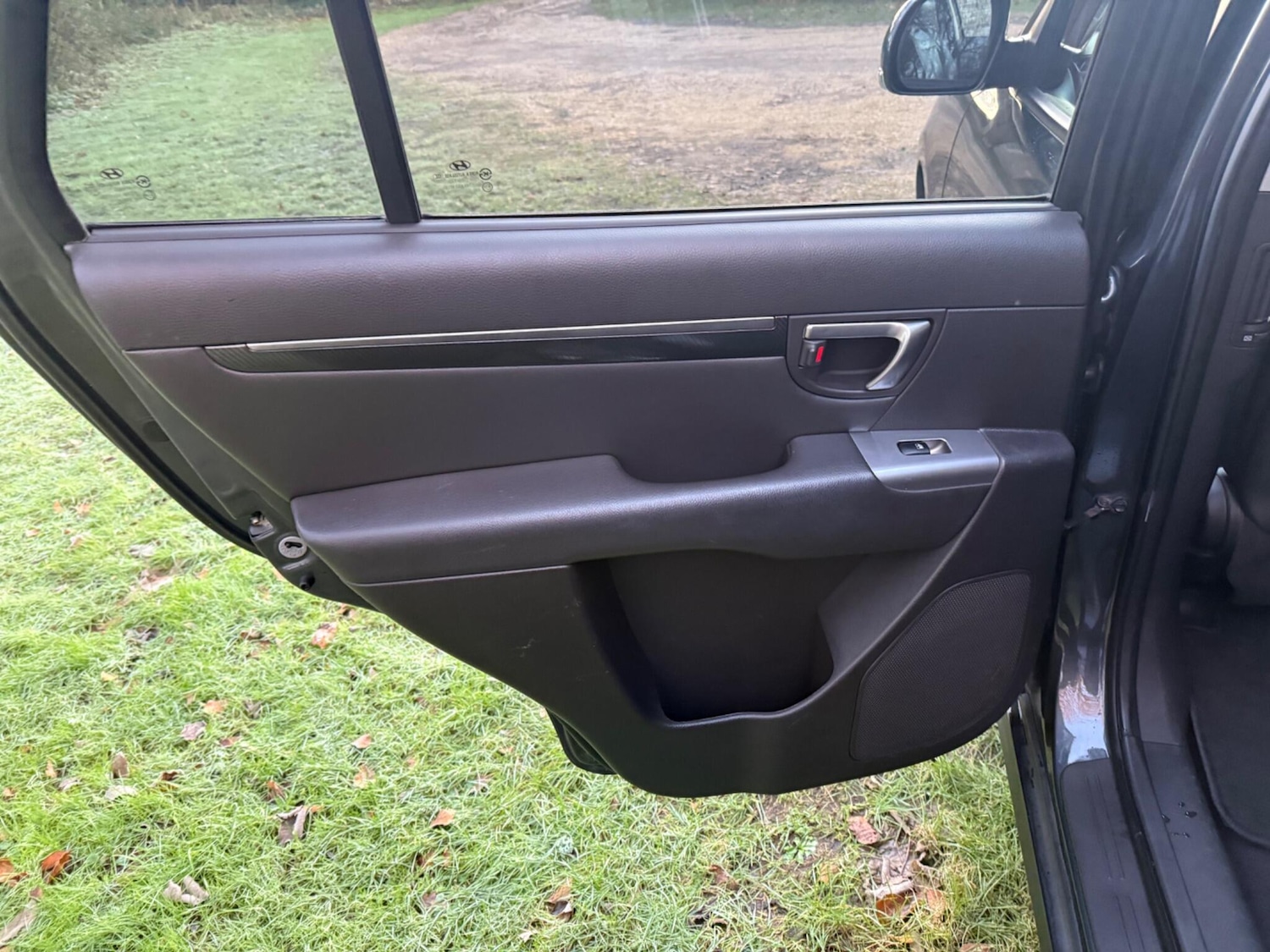 Used Hyundai Santa Fe 2012 for sale - 77202541: Photo 54