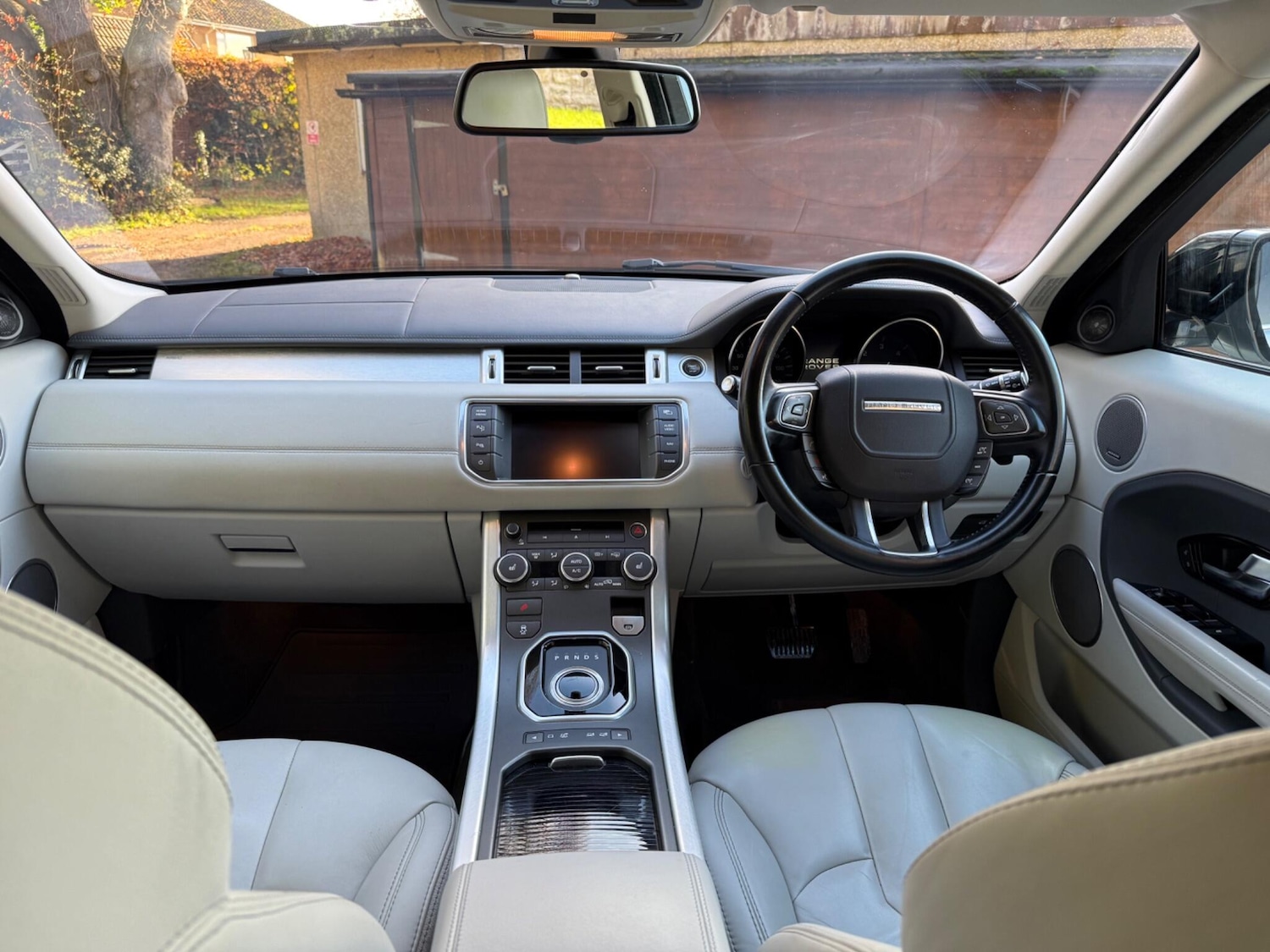 Used Land Rover Range Rover Evoque 2011 for sale - 76715119: Photo 22