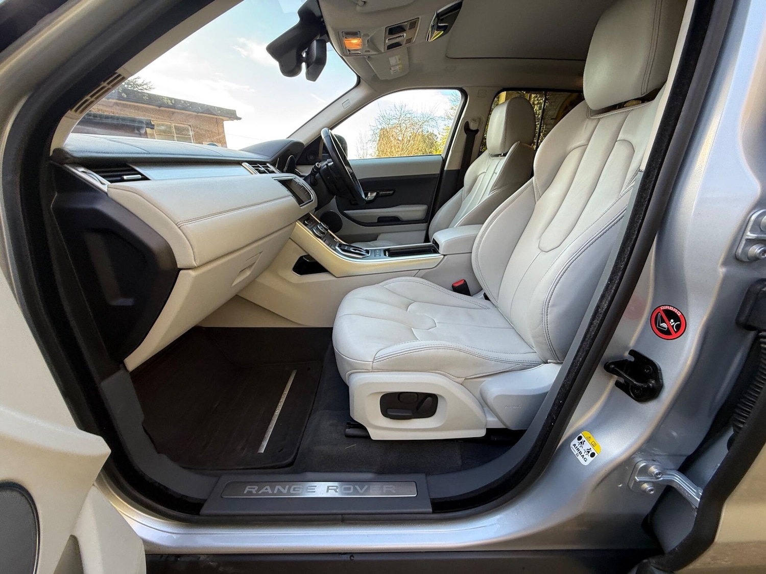 Used Land Rover Range Rover Evoque 2011 for sale - 76715119: Photo 26