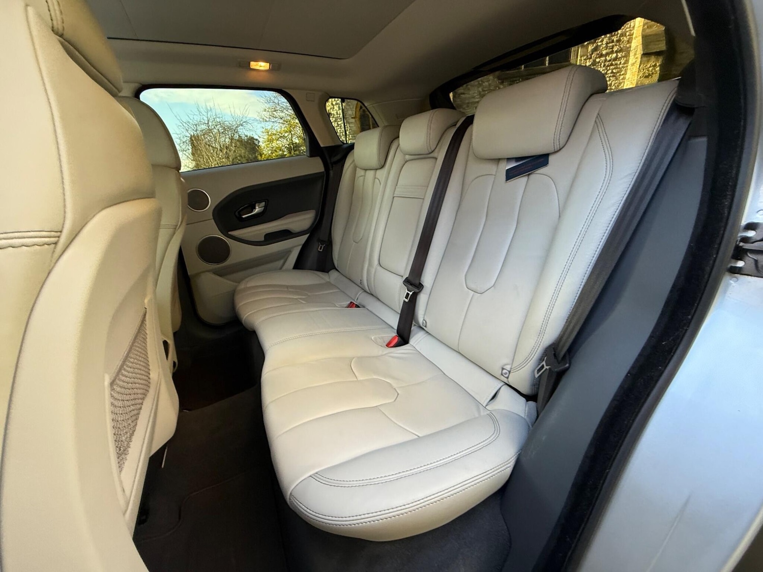 Used Land Rover Range Rover Evoque 2011 for sale - 76715119: Photo 29