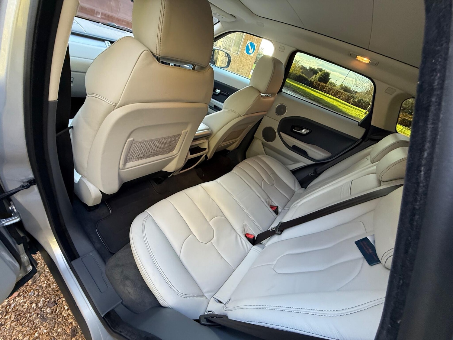 Used Land Rover Range Rover Evoque 2011 for sale - 76715119: Photo 30