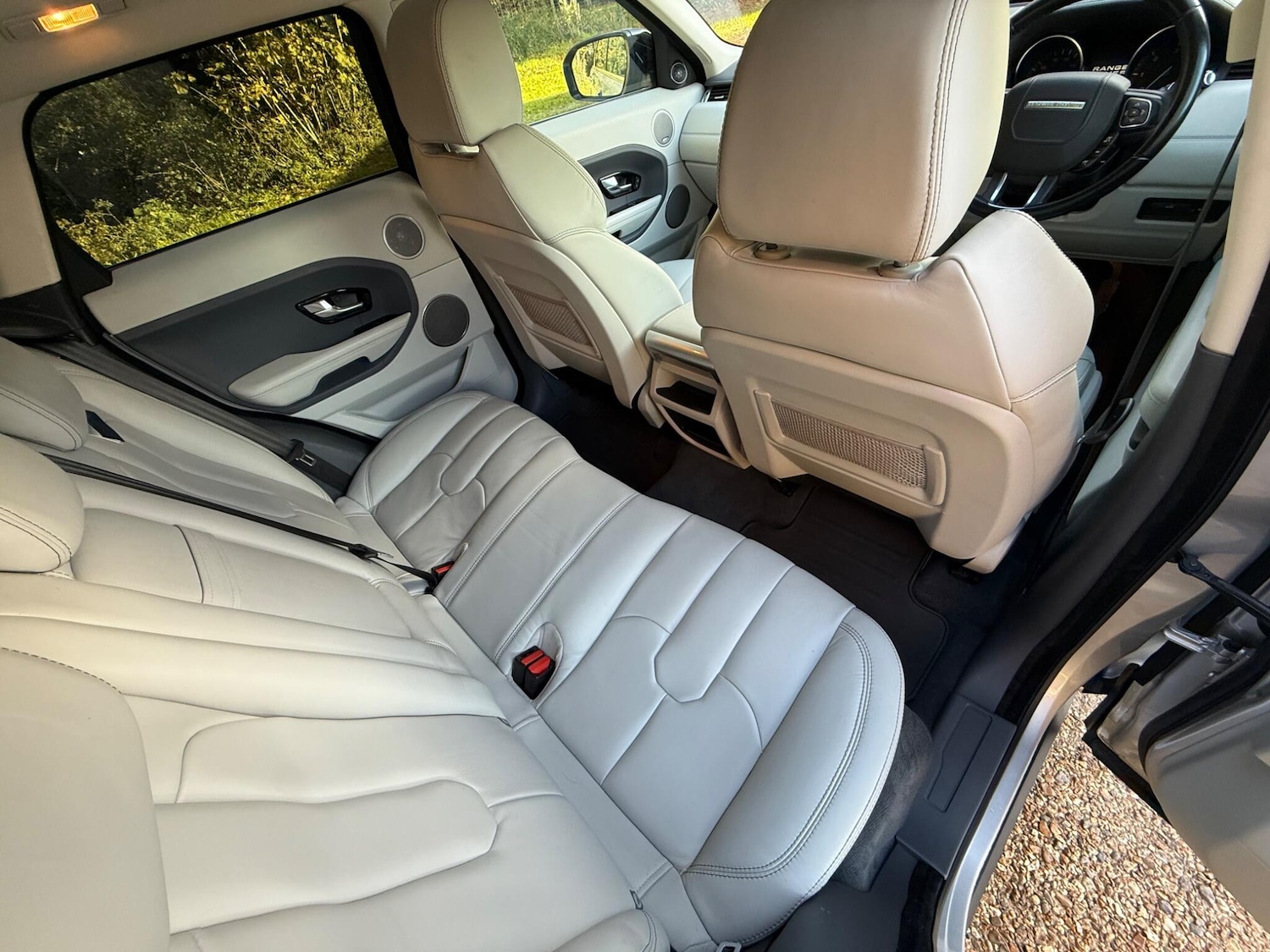 Used Land Rover Range Rover Evoque 2011 for sale - 76715119: Photo 33