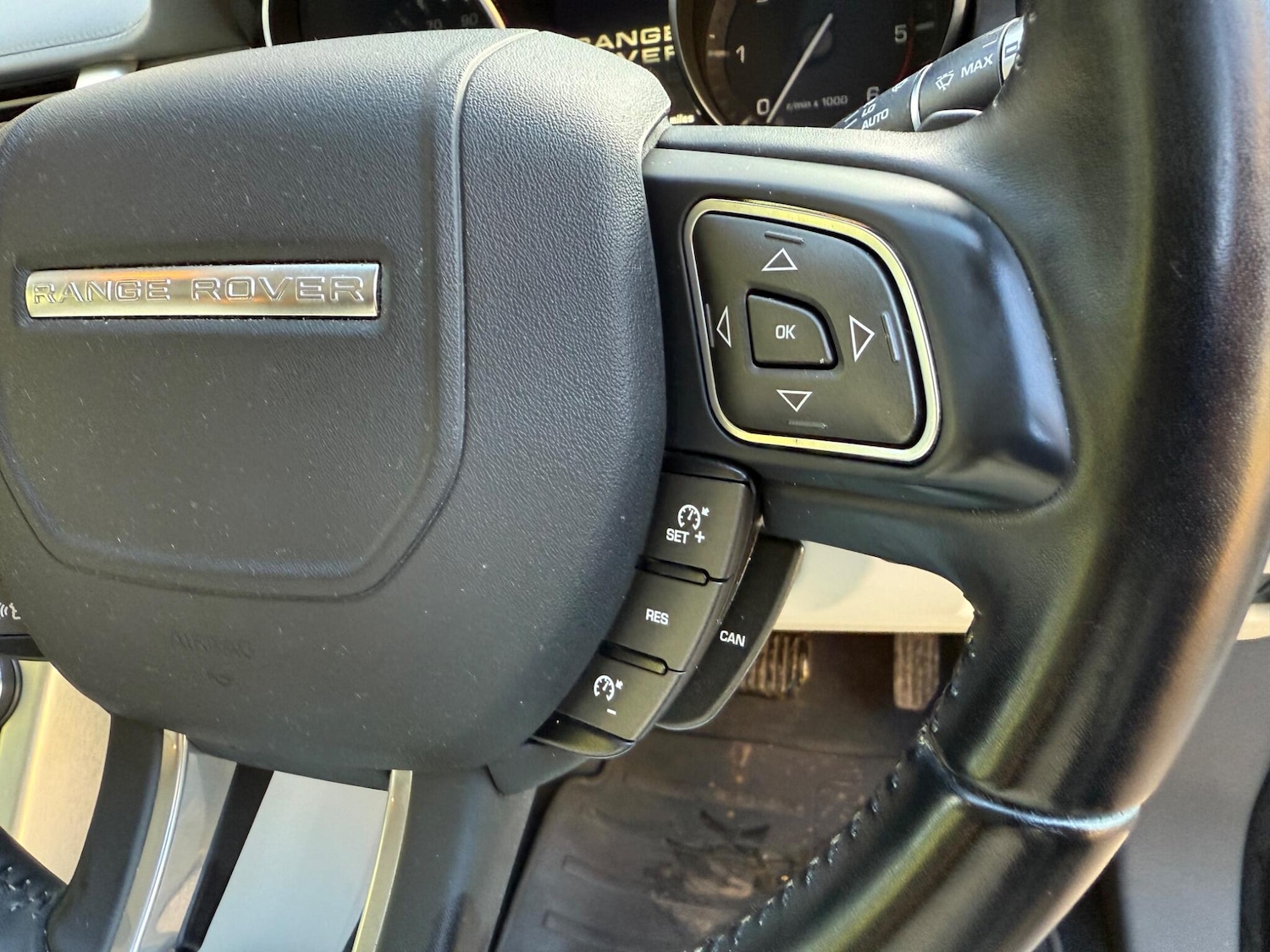 Used Land Rover Range Rover Evoque 2011 for sale - 76715119: Photo 36