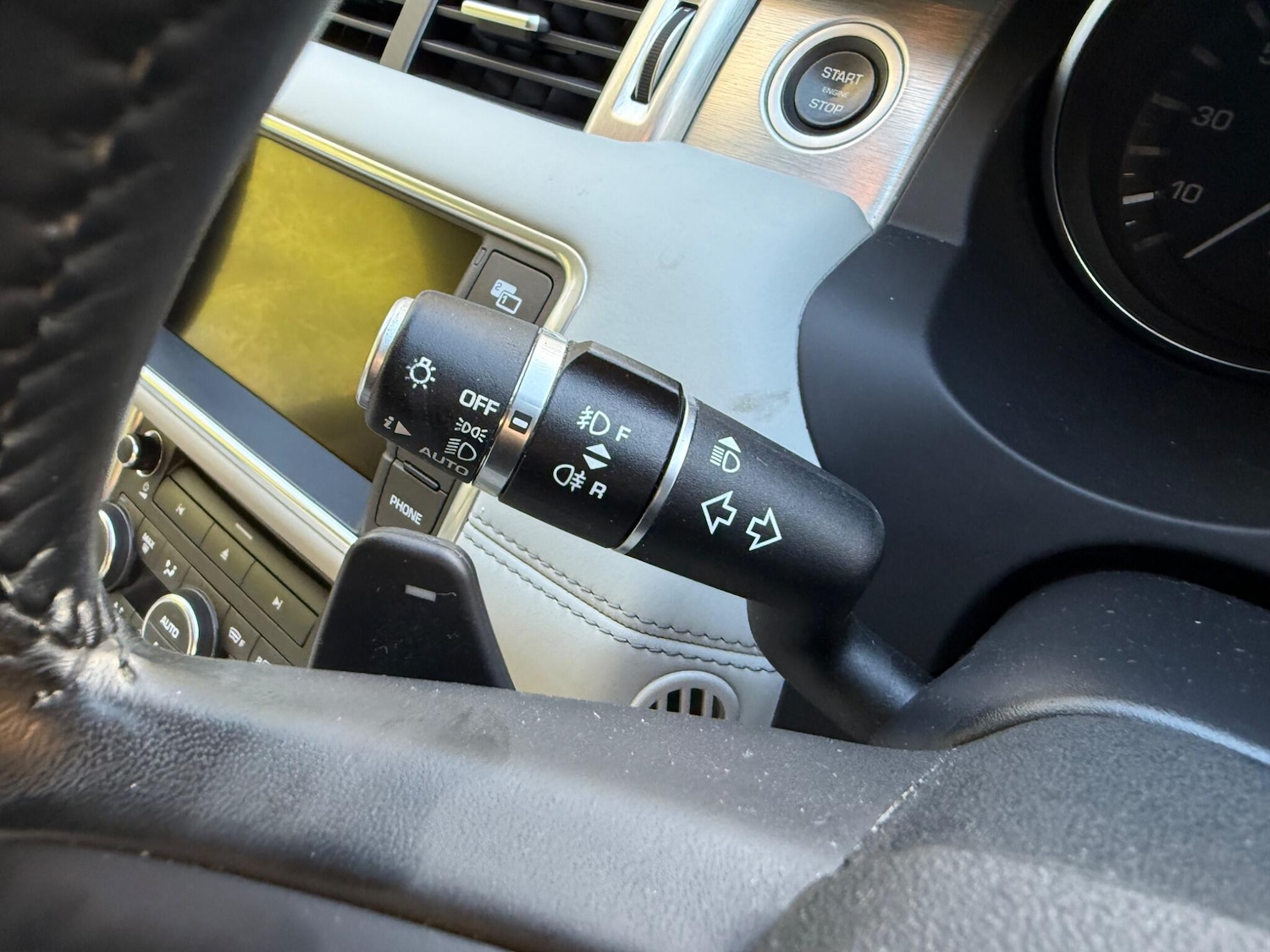 Used Land Rover Range Rover Evoque 2011 for sale - 76715119: Photo 39