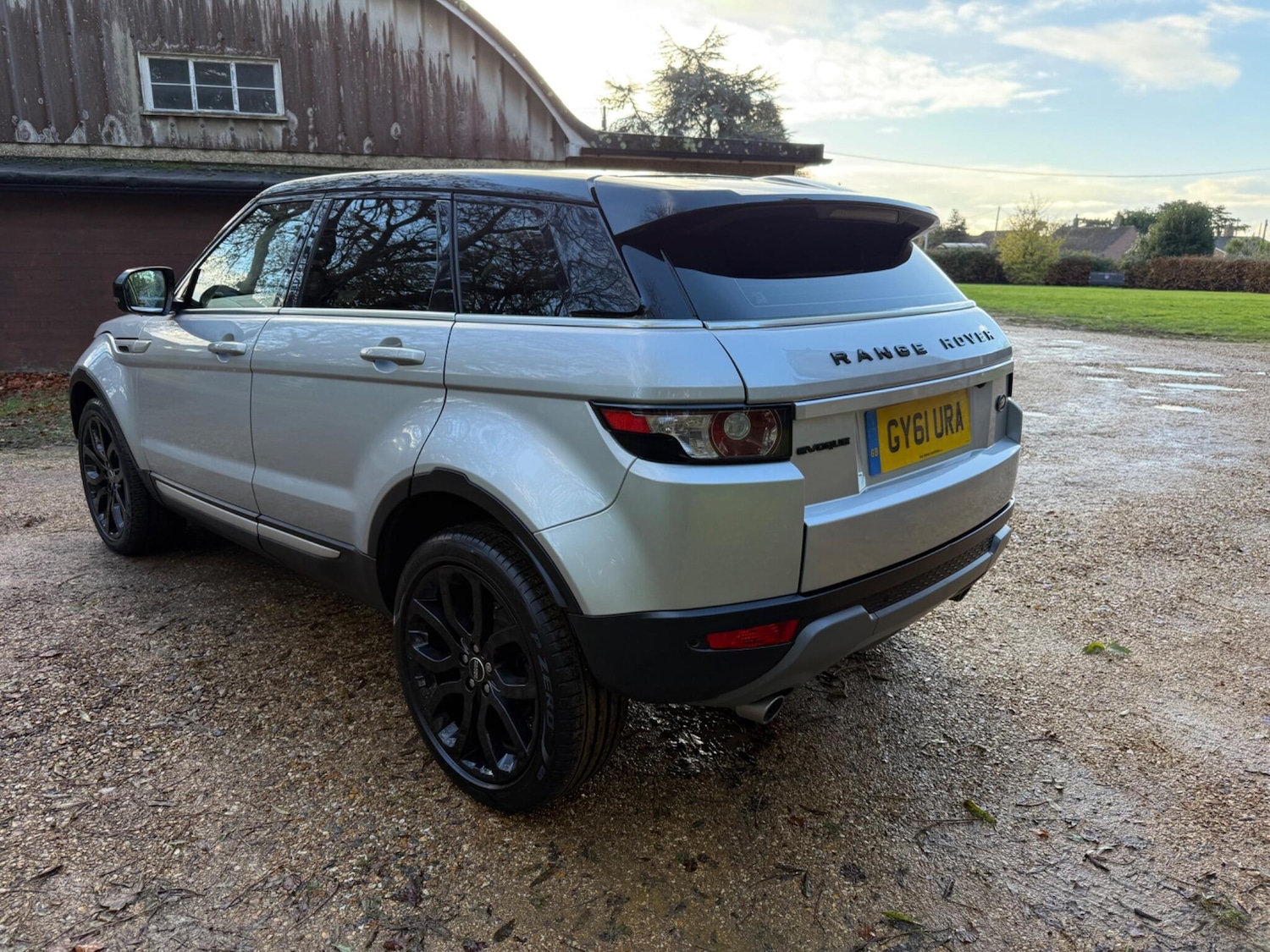 Used Land Rover Range Rover Evoque 2011 for sale - 76715119: Photo 4