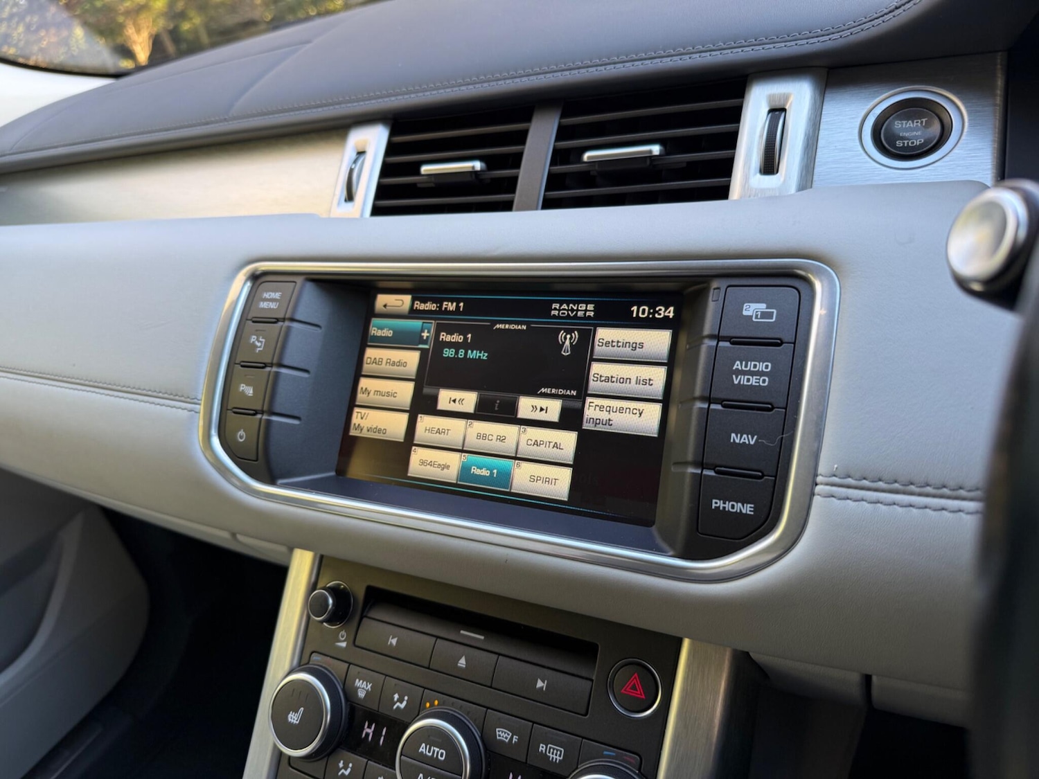 Used Land Rover Range Rover Evoque 2011 for sale - 76715119: Photo 52