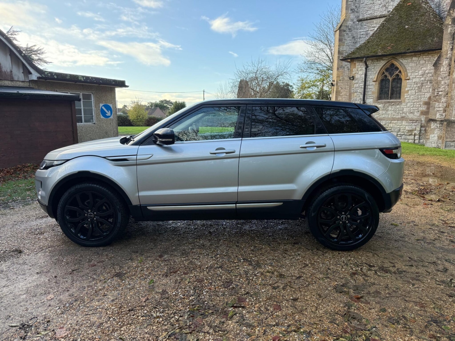 Used Land Rover Range Rover Evoque 2011 for sale - 76715119: Photo 6