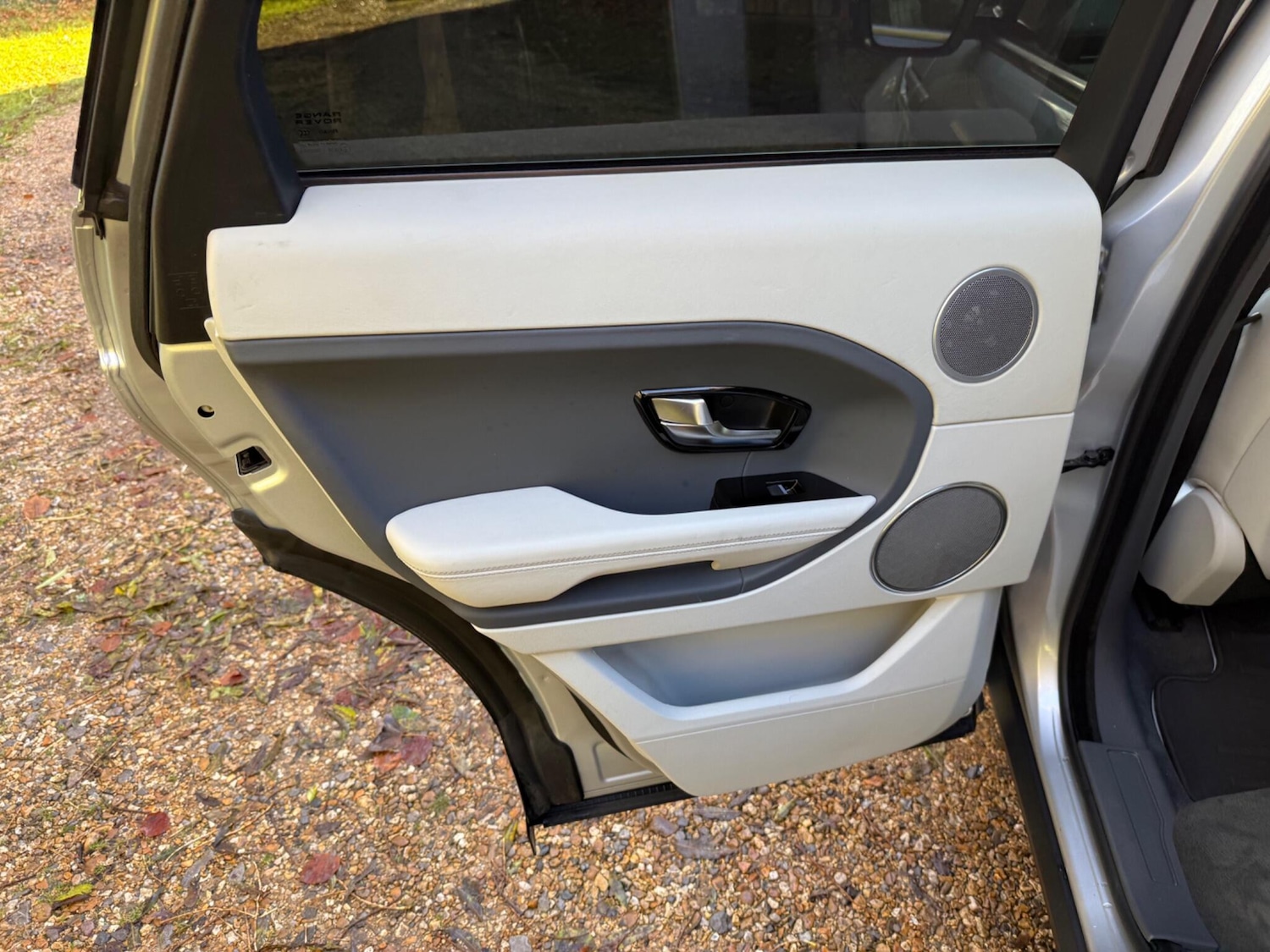 Used Land Rover Range Rover Evoque 2011 for sale - 76715119: Photo 64