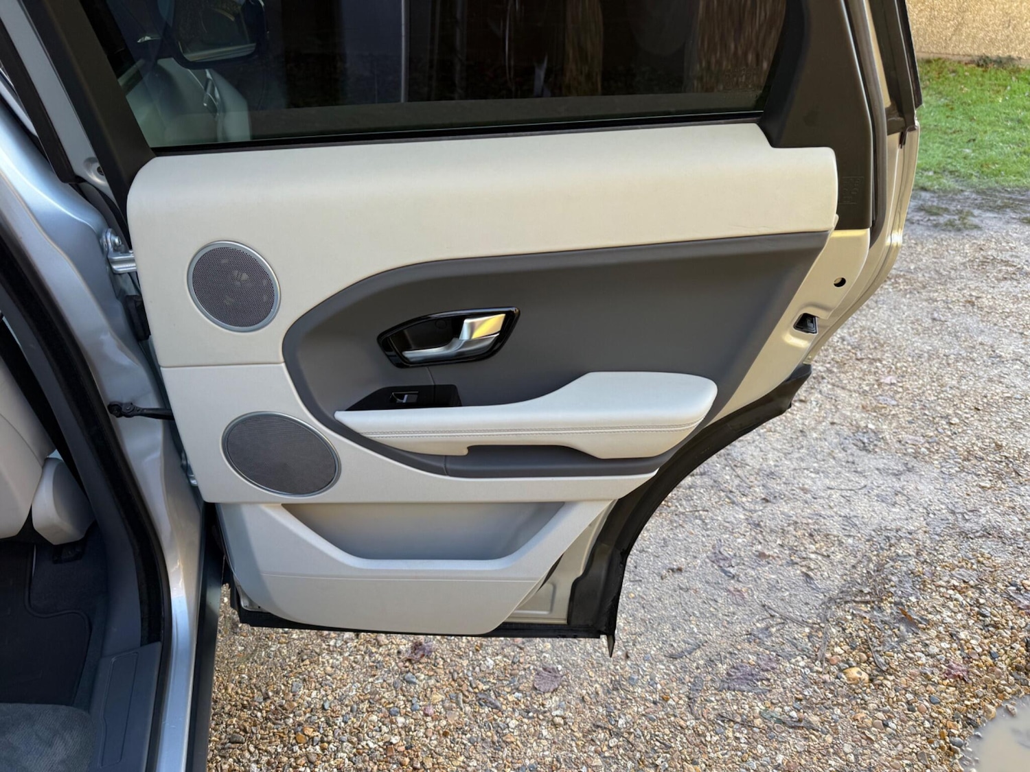 Used Land Rover Range Rover Evoque 2011 for sale - 76715119: Photo 66