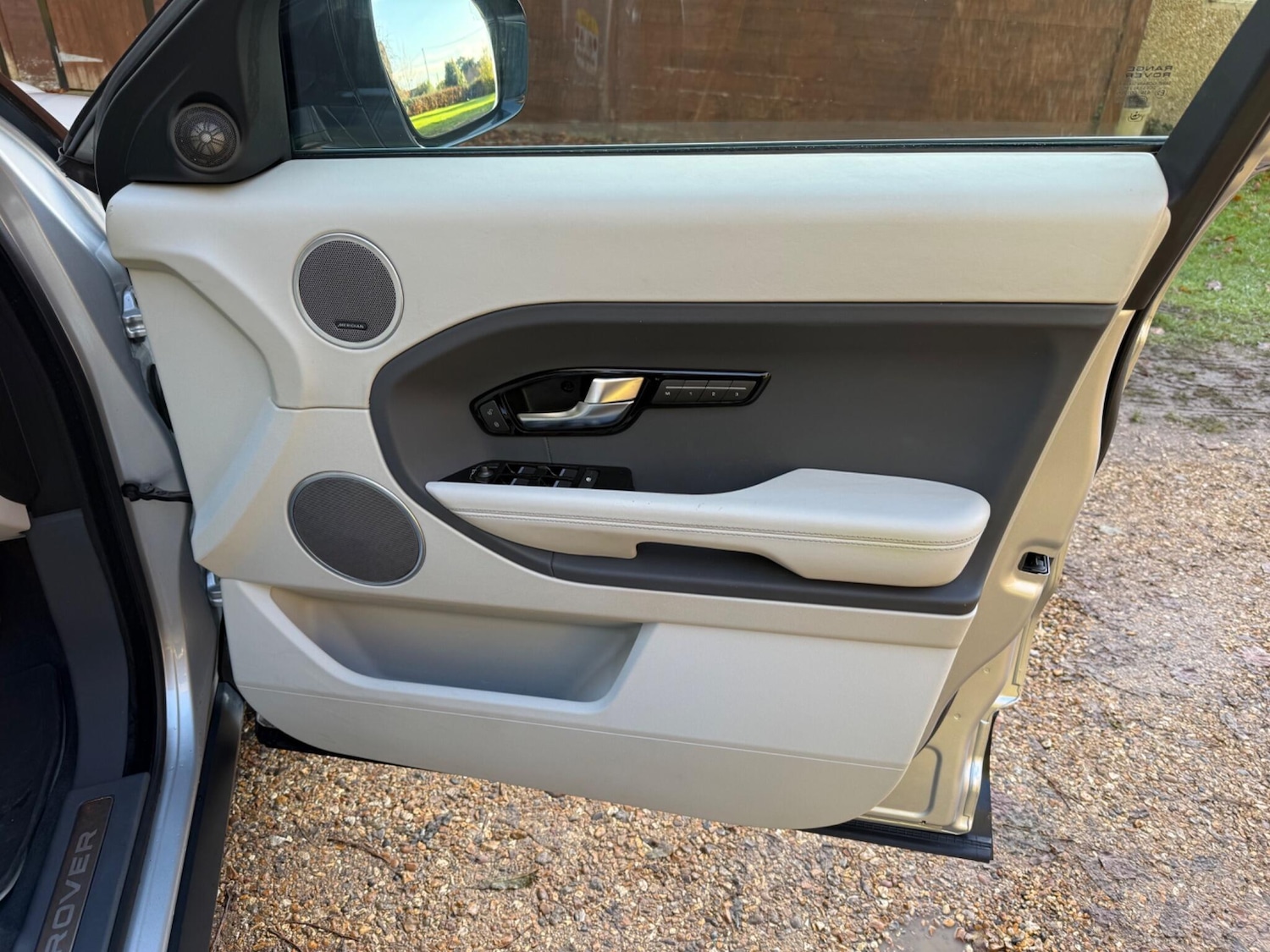 Used Land Rover Range Rover Evoque 2011 for sale - 76715119: Photo 67