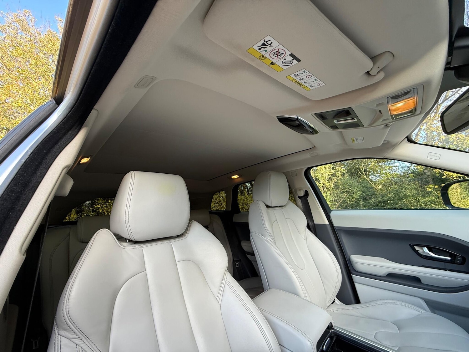 Used Land Rover Range Rover Evoque 2011 for sale - 76715119: Photo 70