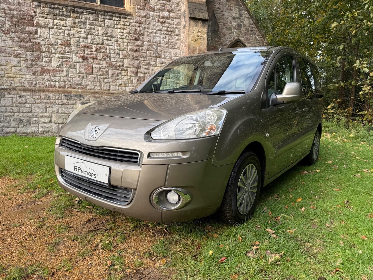 Used Peugeot Partner Tepee for sale - 76473402: Photo 11